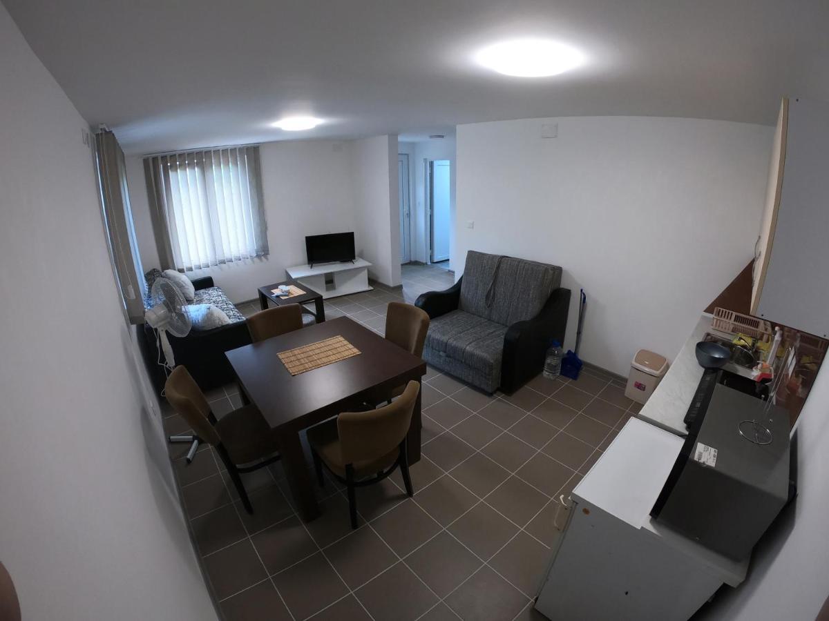 Boja Zalaska - Kameni Apartman 雅戈丁那 外观 照片
